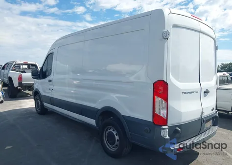 2017 Ford Transit-250 z USA, uszkodzony, nr VIN 1FTYR2CM9HKA30620